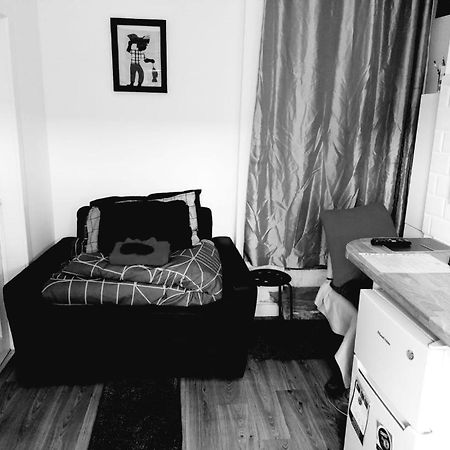 Appartamento Limpenny Garden Flat Nottingham Esterno foto